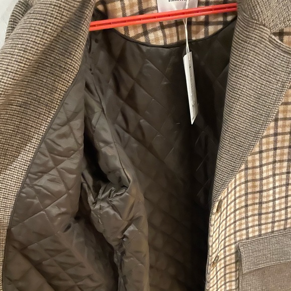 Minimum Patchy Coat - Picture 7 of 13